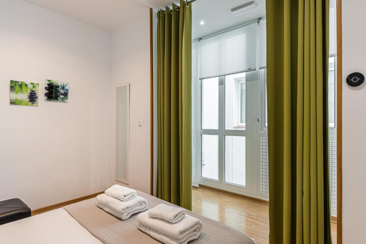 Waou Apartamentos En Sol Confort 7 マドリード エクステリア 写真